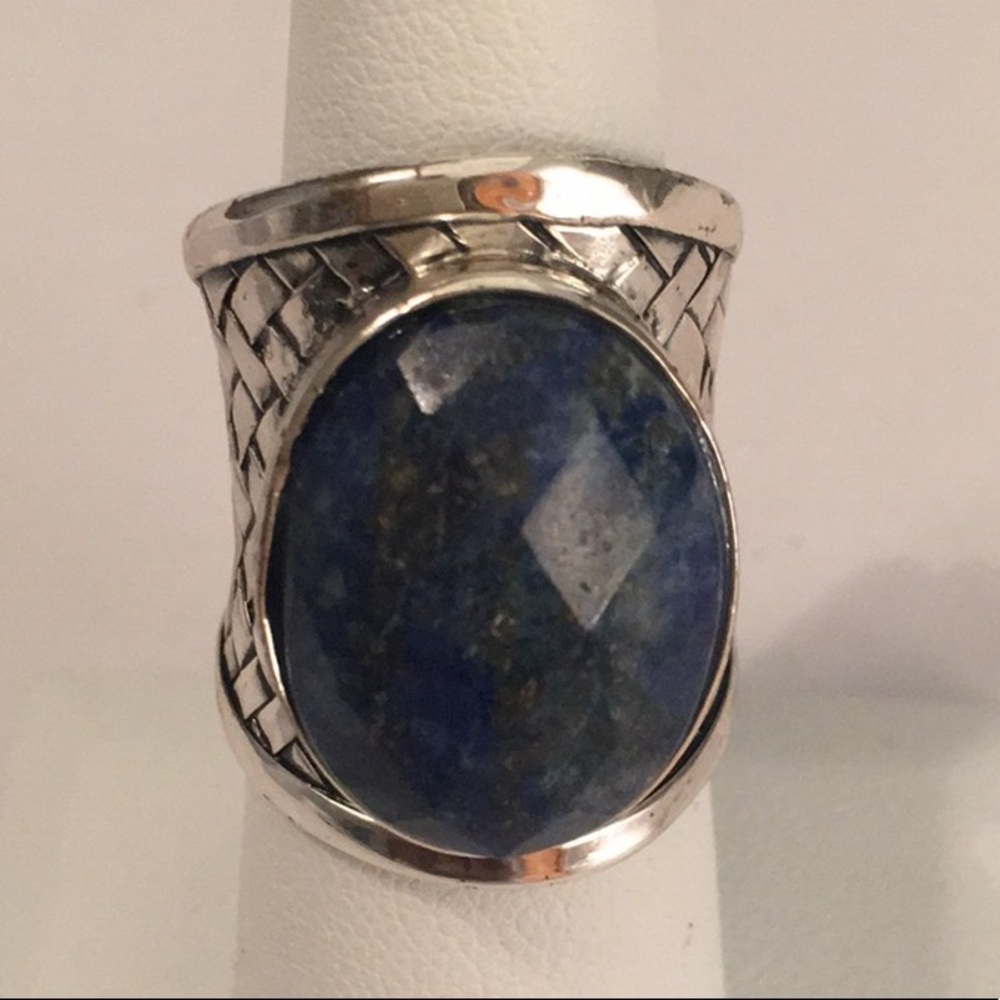 .925K THAI Ring with Lapis Stone